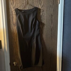 Alyx Elegant Black Midi Dress